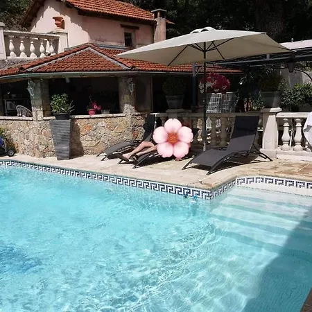 Design Avec Piscine *